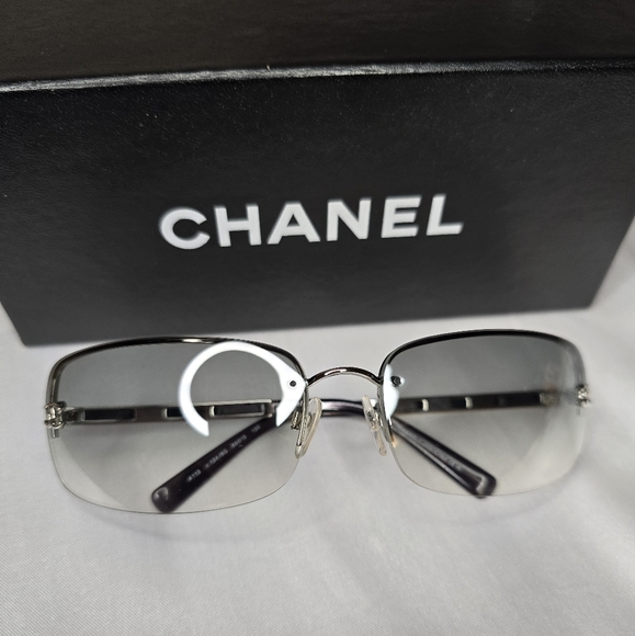 EUC Chanel CC Women's Gradient Rimless Sunglasses! - Picture 14 of 16